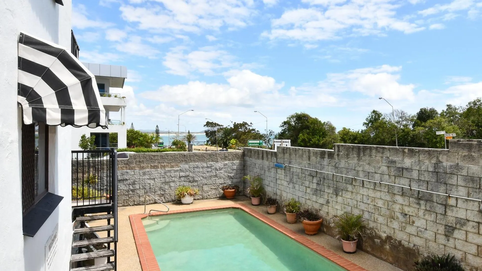 Coastal Chic Apartment - Mooloolaba And Alex アレクサンドラ・ヘッドランド